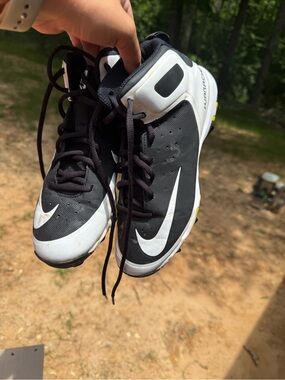 Nike Black Huarache cleats